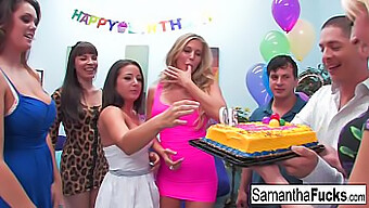 Cô Gái Ngực To Samantha Thích Thú Với Một Cuộc Ăn Chơi Hoang Dã Điên Rồ