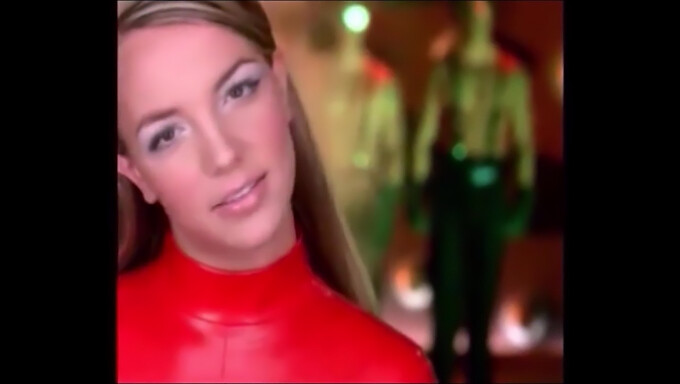 Bekijk De Heetste Momenten Van Britney Spears In Deze Hete Video