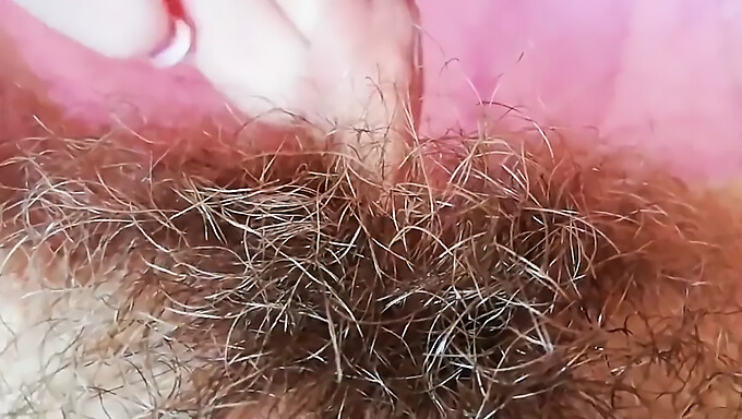 Teen Girl'S Big Clit And Hairy Pussy Get A Close-Up In Solo Video